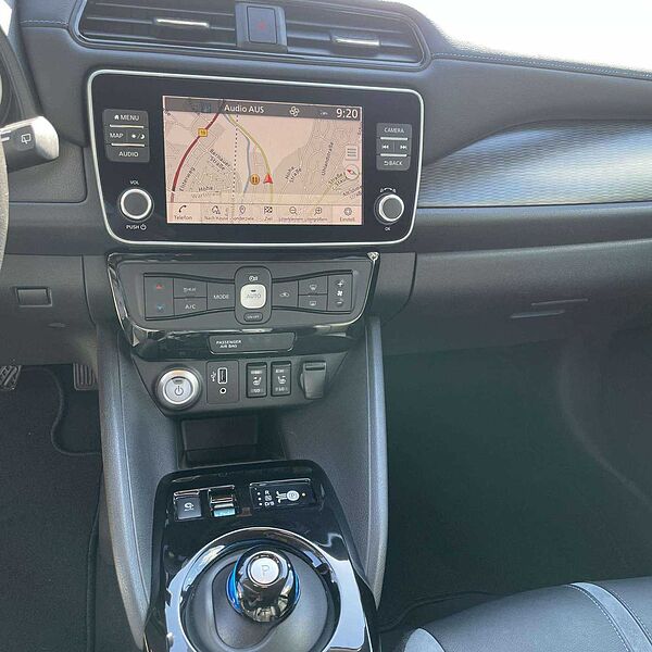 Nissan Leaf e+ Tekna Wallbox Navi Sitzheizung  Einparkautom. ..