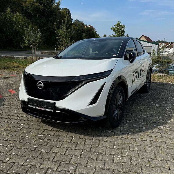 Nissan Ariya Evolve Pack 87kWh 178 kW (242 PS), Automatik, F. ..