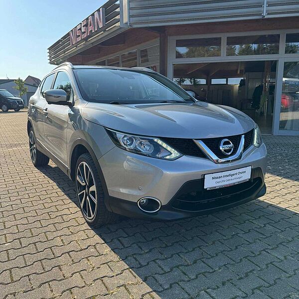 Nissan Qashqai Tekna 1.6 dCi DPF 4x2 Navi Sitzheizung 96 kW (1.. .