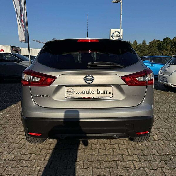 Nissan Qashqai Tekna 1.6 dCi DPF 4x2 Navi Sitzheizung 96 kW (1.. .