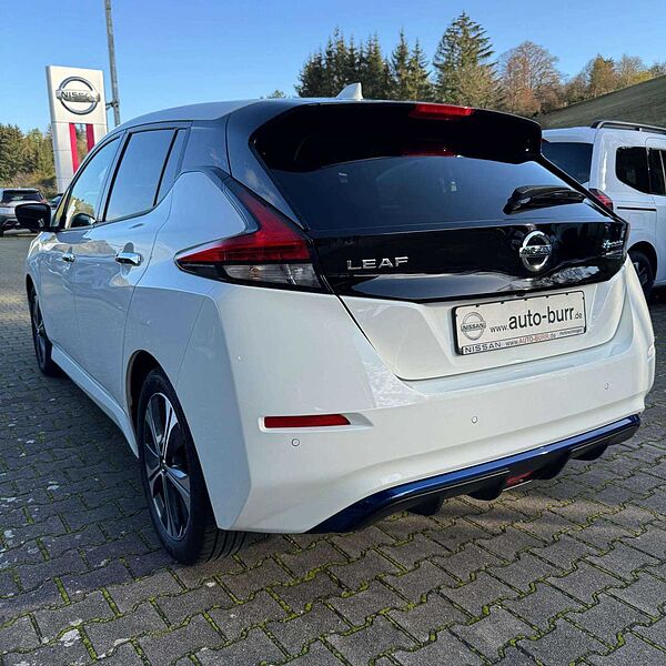 Nissan Leaf N-Connecta LED Paket Klima Navi 110 kW (150 PS). ..