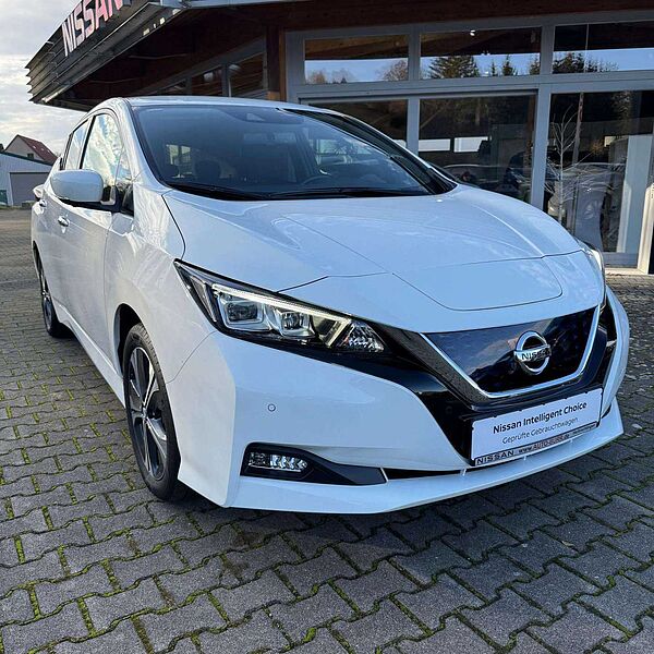 Nissan Leaf N-Connecta LED Paket Klima Navi 110 kW (150 PS). ..