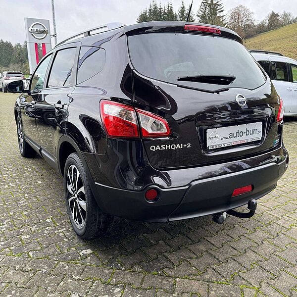 Nissan Qashqai 360+2/Pano/Navi/7-Sitzer 96 kW (131 PS), Schalt. ..