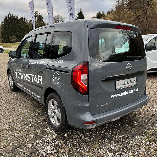 Nissan Townstar L1 N-Connecta DIG-T 130 N Connecta 96 kW (131 P. ..