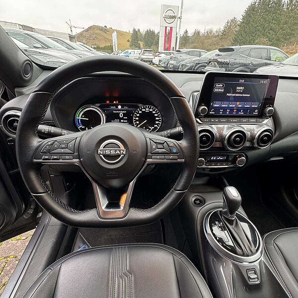 Nissan Juke Hybrid Tekna 1.6 Bose Voll LED Sitzheizung 69 k. ..