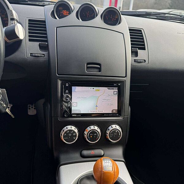 Nissan 350Z Roadster Pack Original 313PS /Navi/ Bluetooth 2.. .